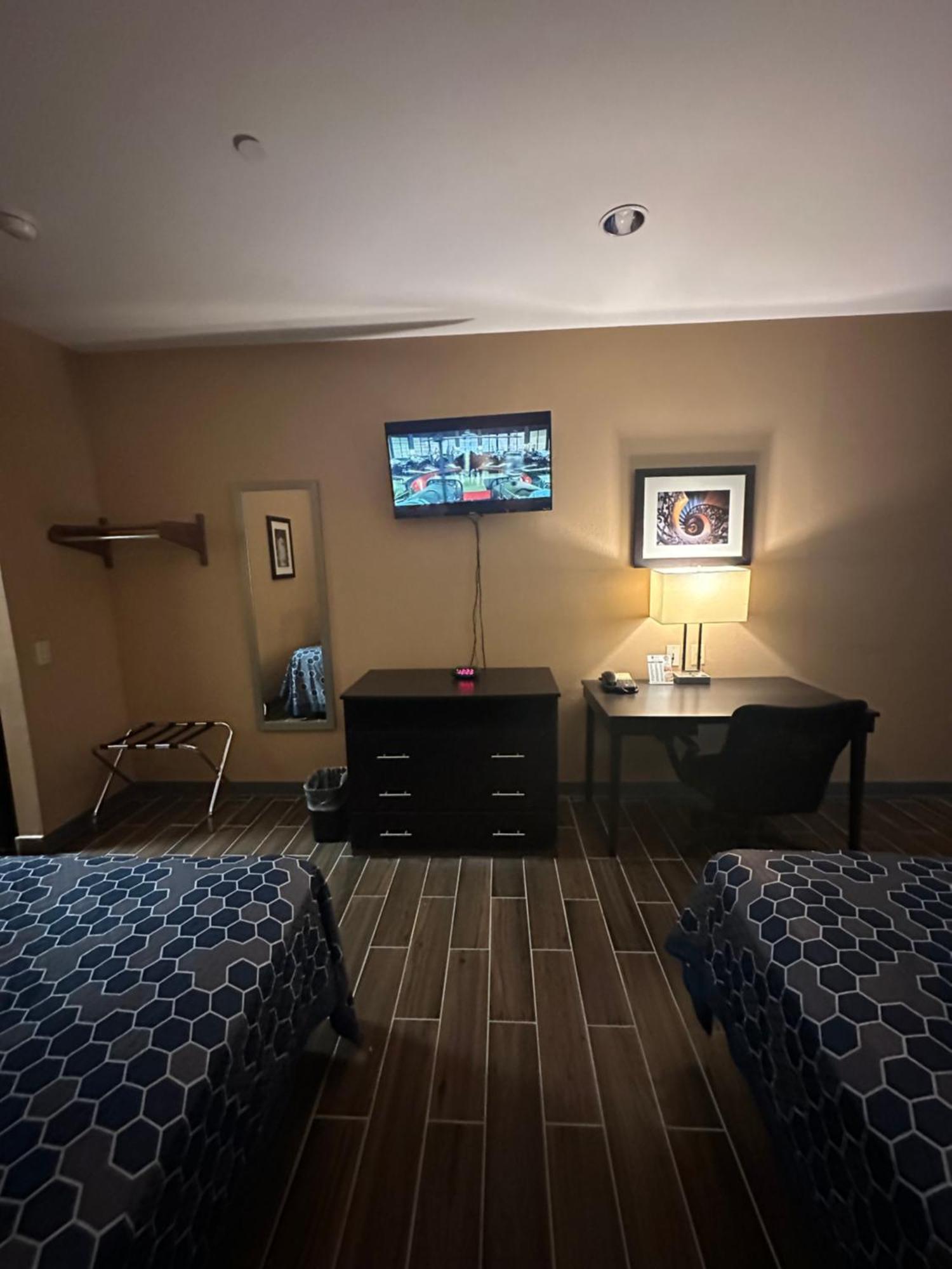 Executive Inn & Suites Floresville Ngoại thất bức ảnh