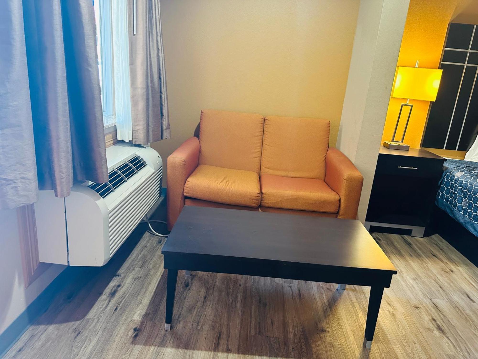 Executive Inn & Suites Floresville Ngoại thất bức ảnh