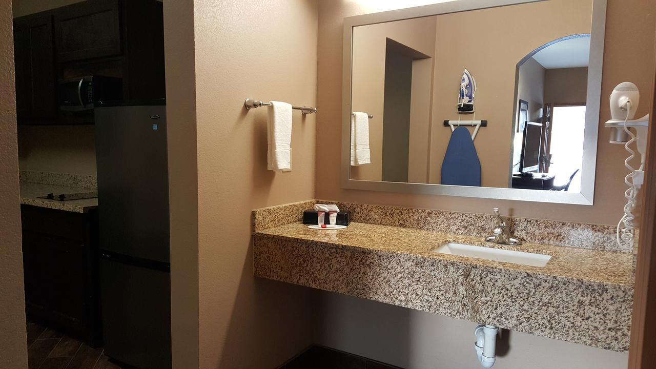 Executive Inn & Suites Floresville Ngoại thất bức ảnh